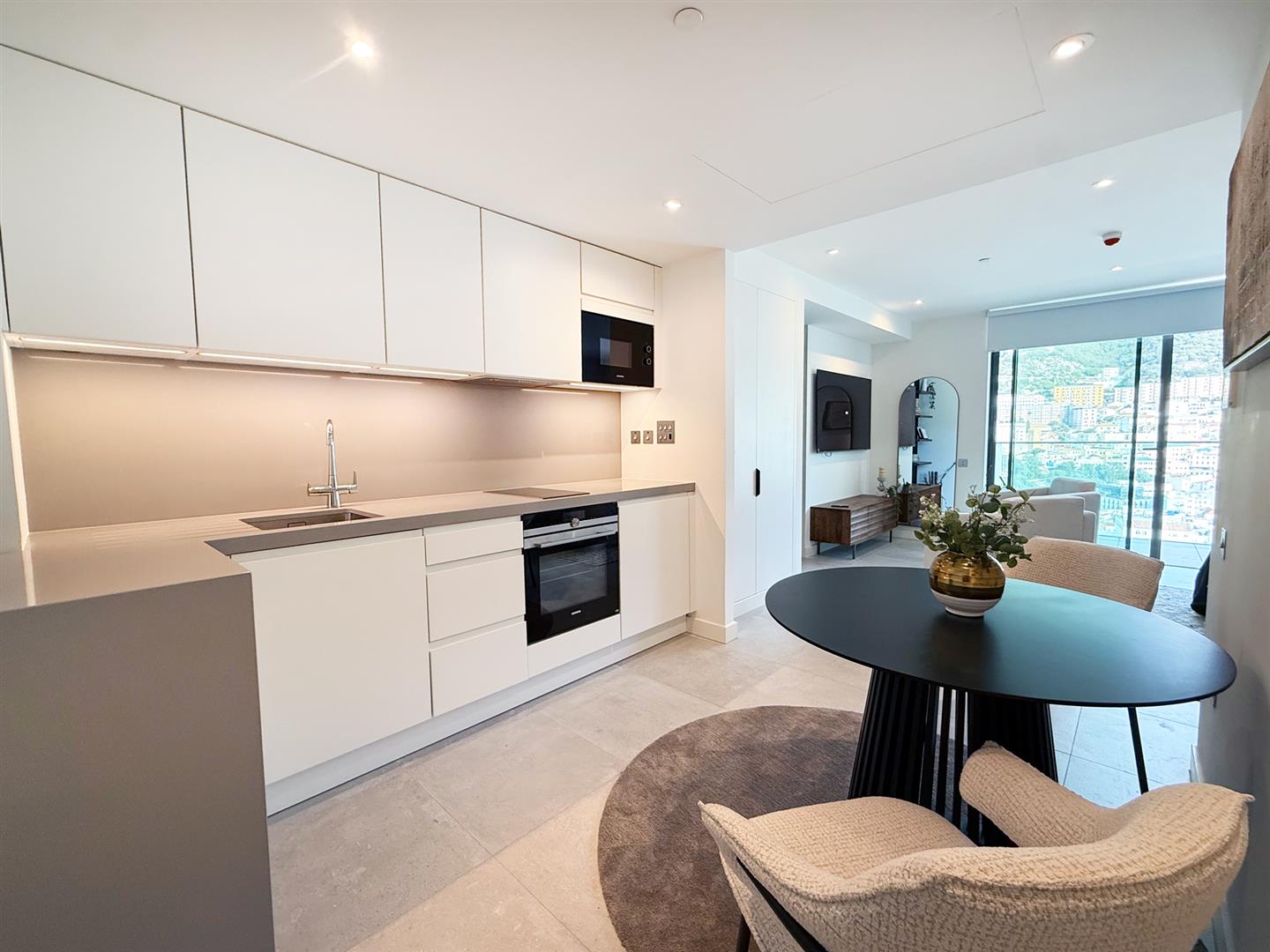 Image of Apartment - 1 Bathrooms for Sale in EuroCity-Gibraltar, Image 2